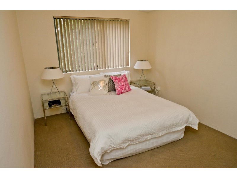 10/16 Frank Oliveri Drive, Chipping Norton NSW 2170