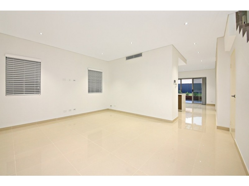 27 Tracey Street, Revesby NSW 2212