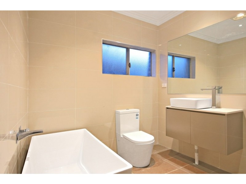 27 Tracey Street, Revesby NSW 2212