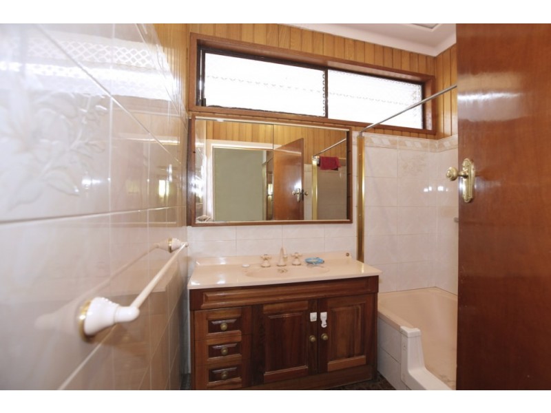 12 Panania Avenue, Panania NSW 2213