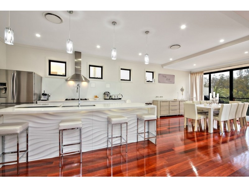 610 Henry Lawson Drive, East Hills NSW 2213