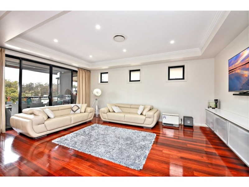 610 Henry Lawson Drive, East Hills NSW 2213