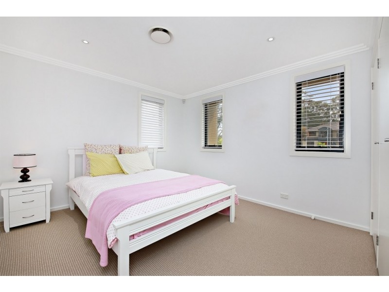 610 Henry Lawson Drive, East Hills NSW 2213