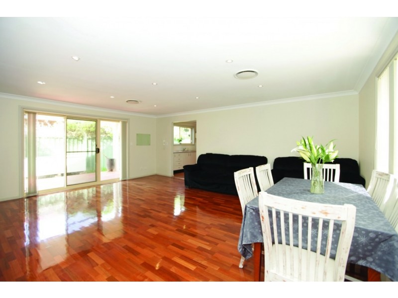 13/879 Henry Lawson Drive, Picnic Point NSW 2213