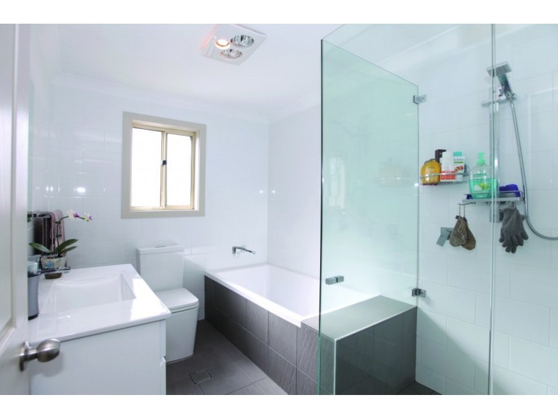 13/879 Henry Lawson Drive, Picnic Point NSW 2213