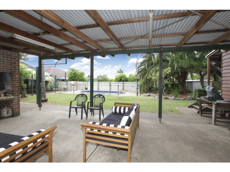 90 Queen Street, Revesby NSW 2212