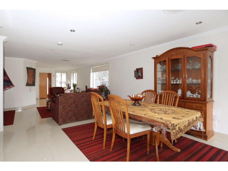 10 Blanc Avenue, East Hills NSW 2213