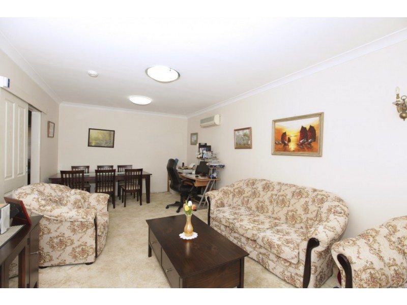 3/115 Tompson Road, Panania NSW 2213