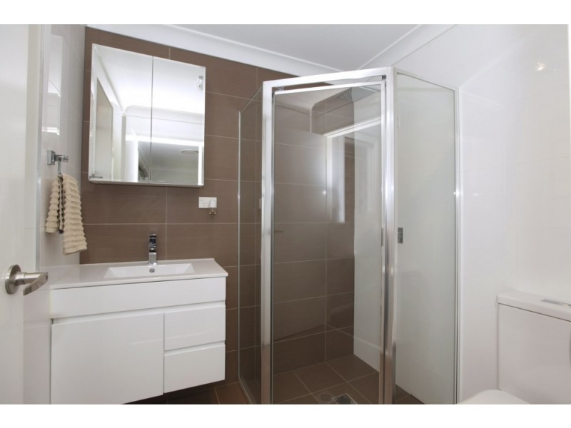 5 Cheatle Street, East Hills NSW 2213