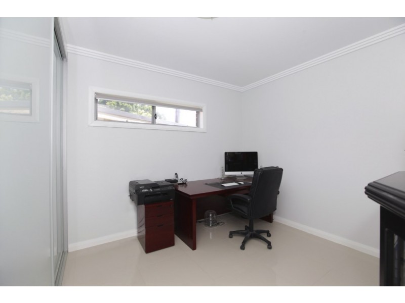 5 Cheatle Street, East Hills NSW 2213