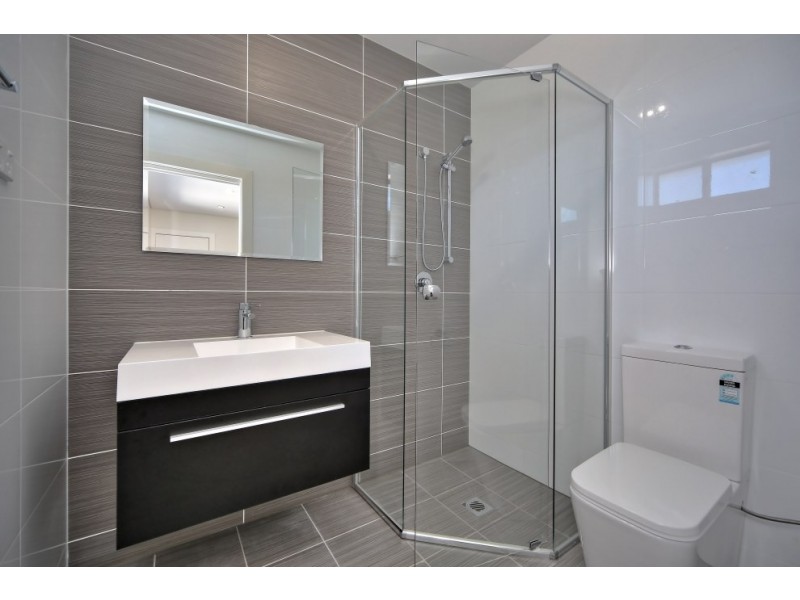 16 Paul Street, Panania NSW 2213