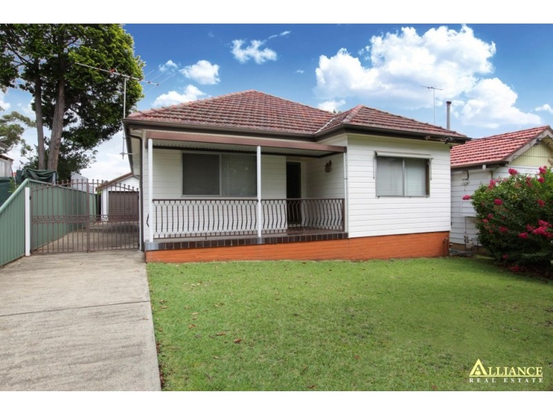 33 McGirr Street, Padstow NSW 2211