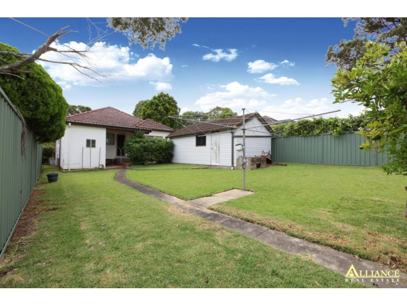 33 McGirr Street, Padstow NSW 2211
