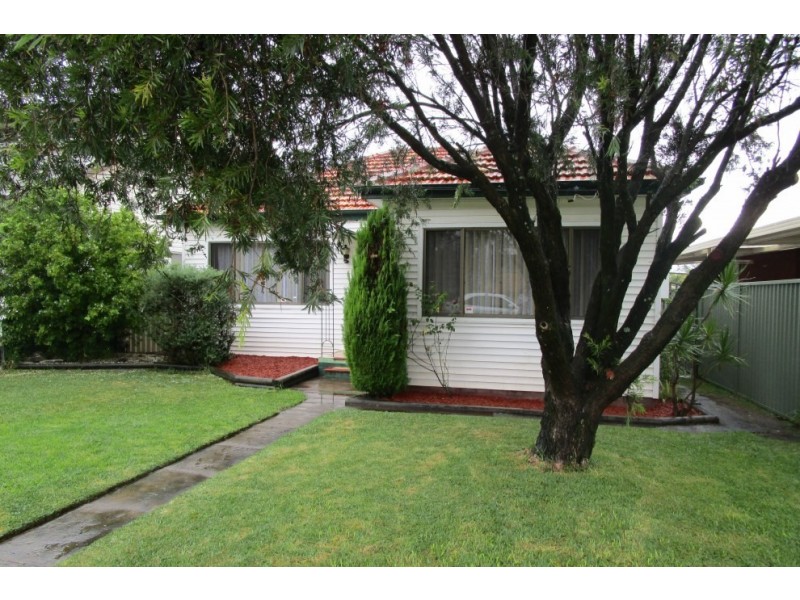 29 Lehn Road, East Hills NSW 2213