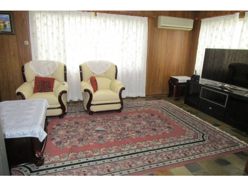 29 Lehn Road, East Hills NSW 2213