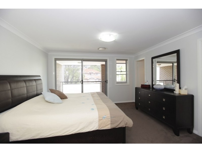 5 Cheatle Street, East Hills NSW 2213