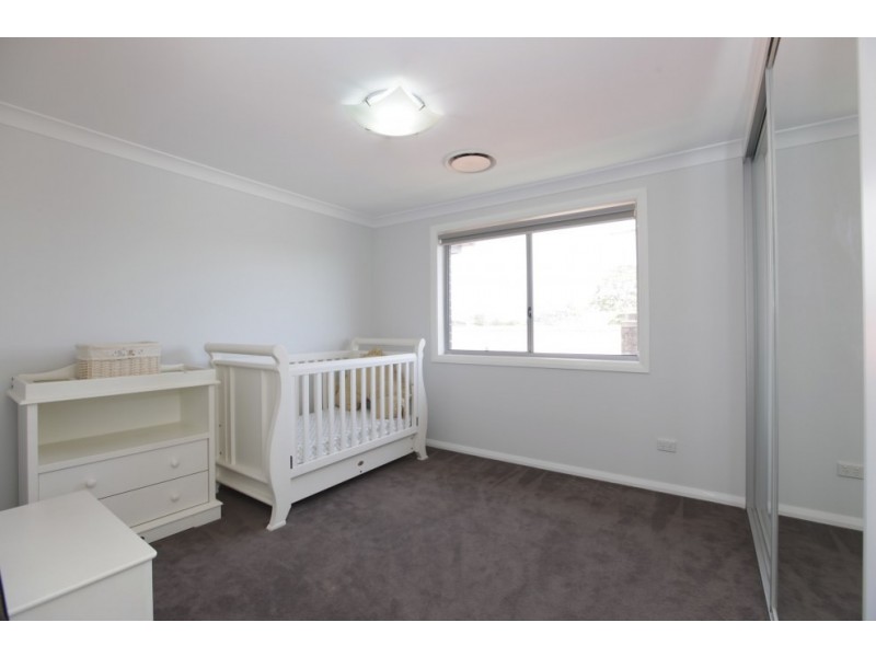 5 Cheatle Street, East Hills NSW 2213