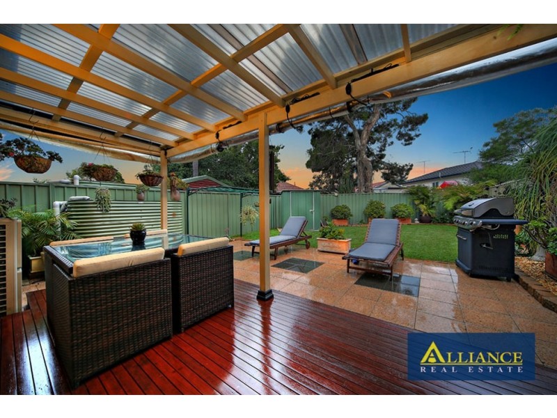 2A Sandra Avenue, Panania NSW 2213