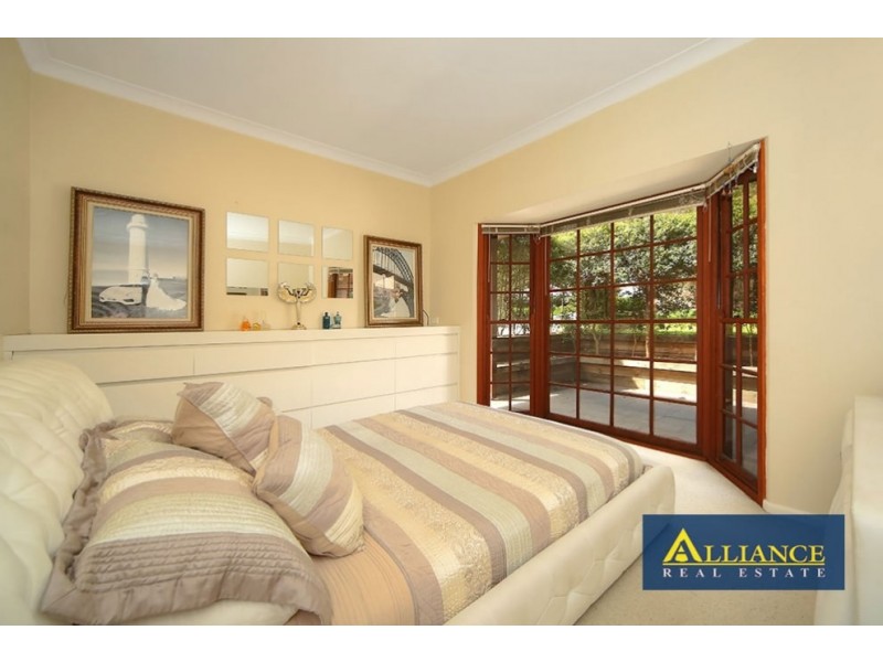 16 Bushland Drive, Padstow Heights NSW 2211