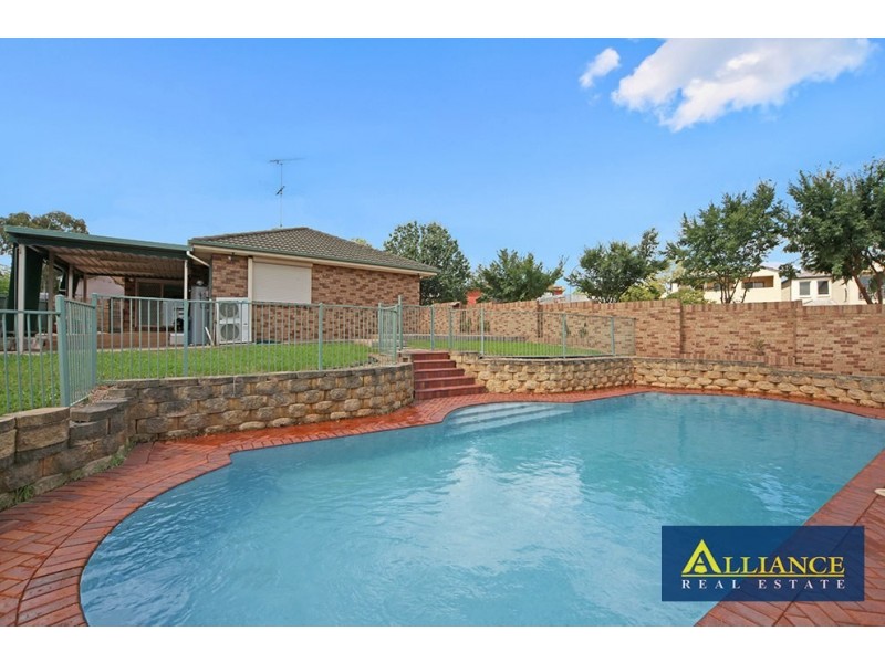 17 Keneally Way, Casula NSW 2170