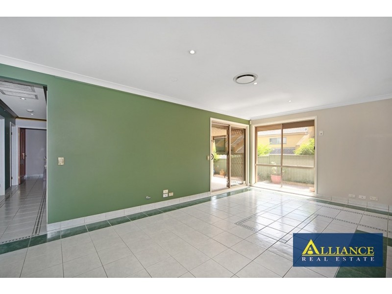 17 Keneally Way, Casula NSW 2170