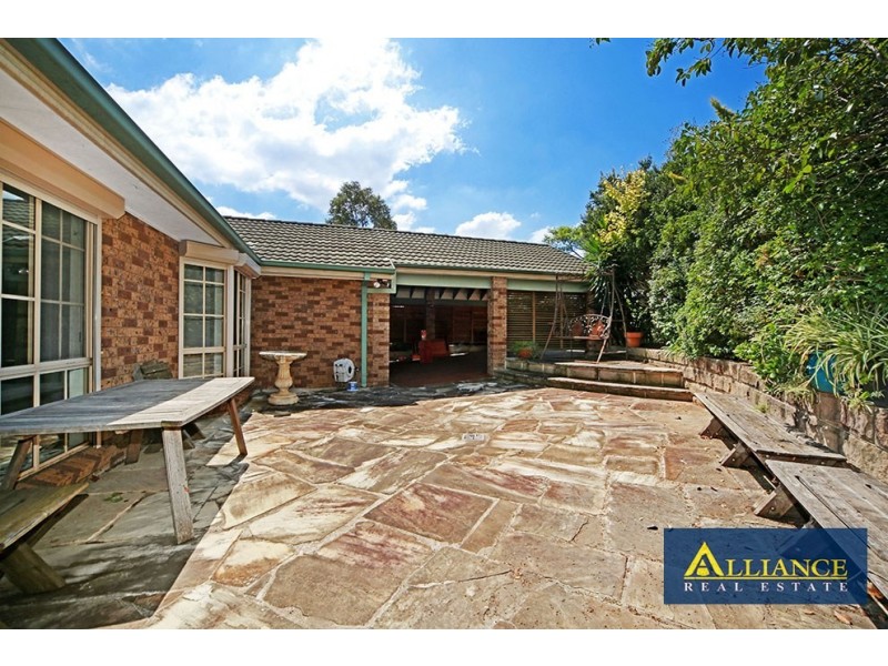 17 Keneally Way, Casula NSW 2170