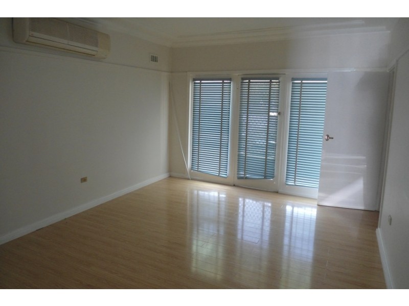 211 Beaconsfield Street, Milperra NSW 2214