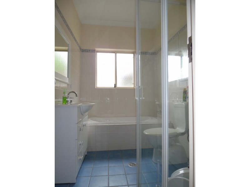 2/31-33 Hodgkinson Crescent, Panania NSW 2213