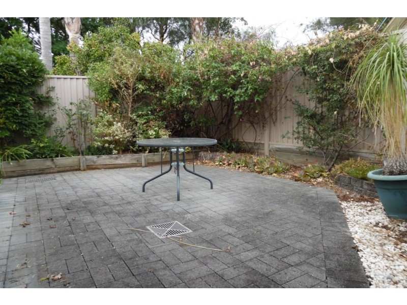 2/31-33 Hodgkinson Crescent, Panania NSW 2213