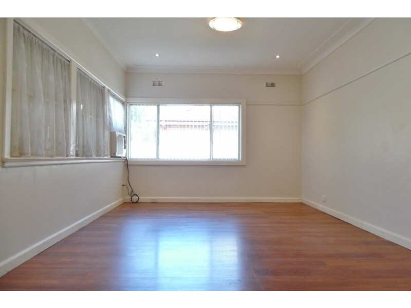 23 Queen Street, Revesby NSW 2212