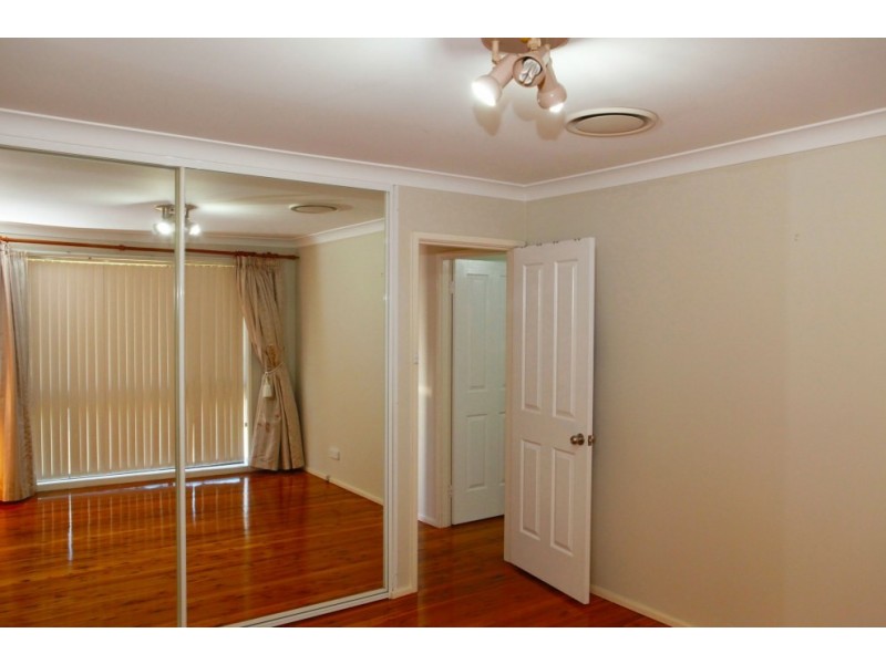 9 Lone Pine Avenue, Milperra NSW 2214