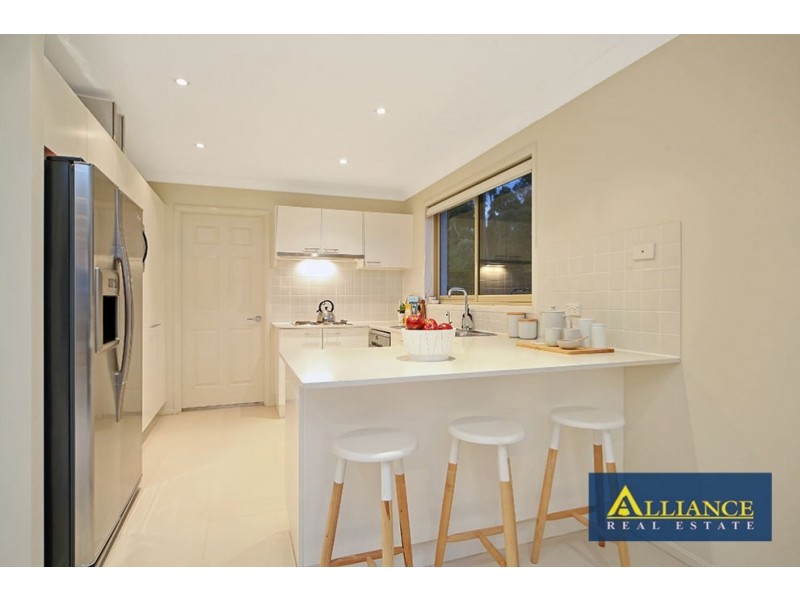 15 Claverdon Avenue, Picnic Point NSW 2213