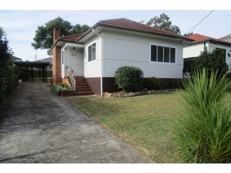 93 Hinemoa Street, Panania NSW 2213