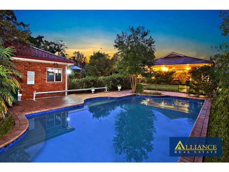 15 Monie Avenue, East Hills NSW 2213