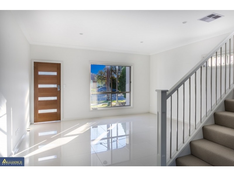 3/107-109 Kennedy Street, Picnic Point NSW 2213