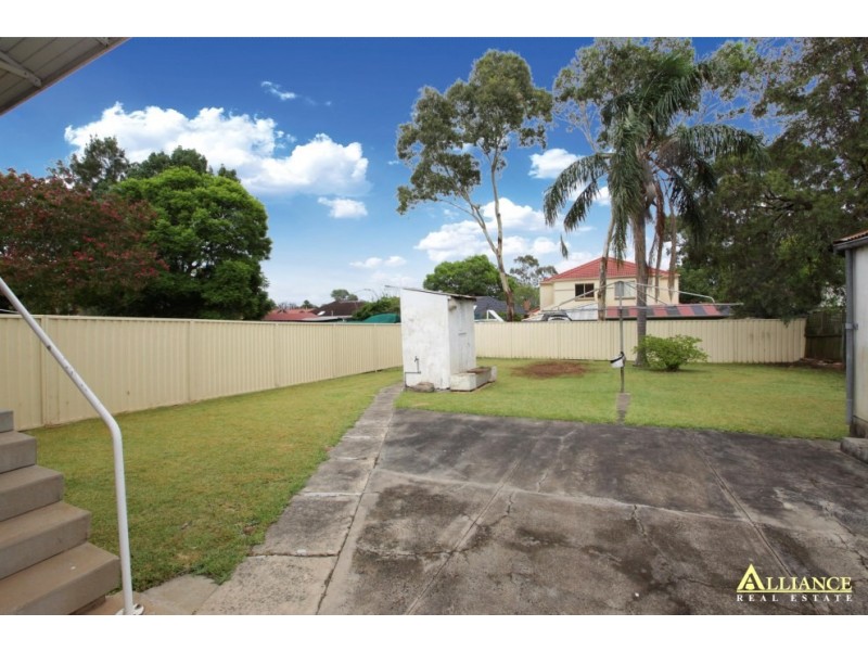 102 Hinemoa Street, Panania NSW 2213