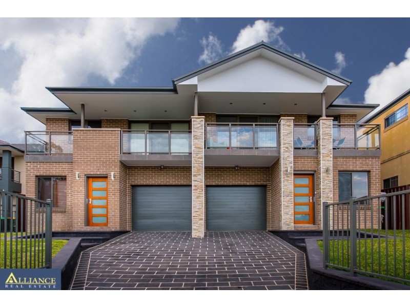 661 Henry Lawson Drive, East Hills NSW 2213