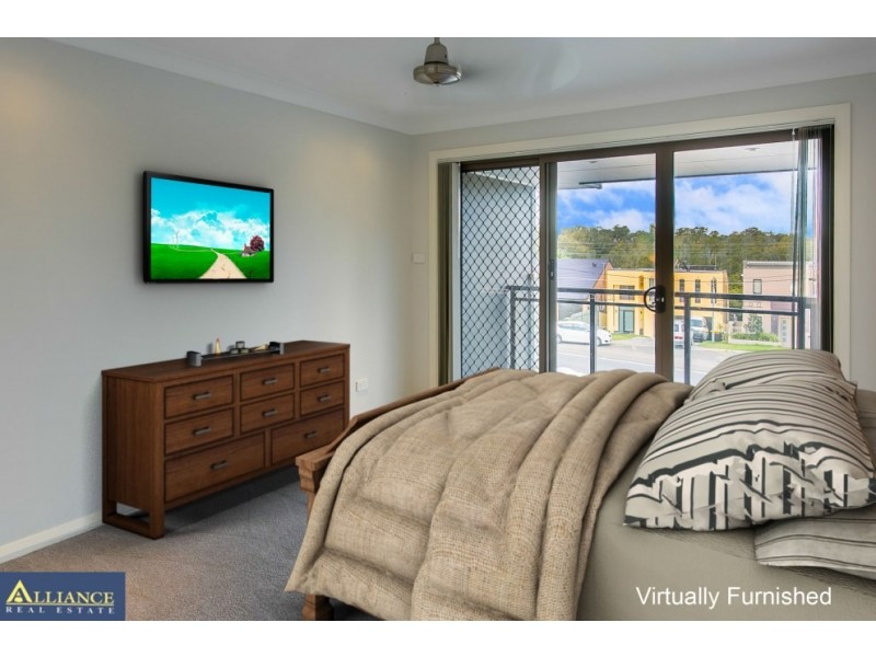 661 Henry Lawson Drive, East Hills NSW 2213