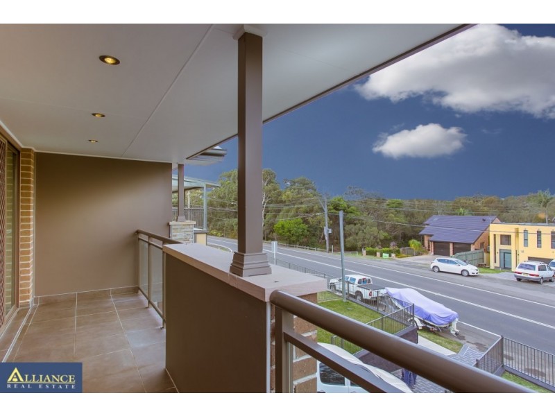 661 Henry Lawson Drive, East Hills NSW 2213