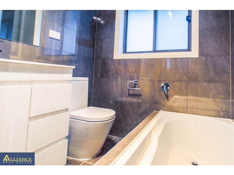 661 Henry Lawson Drive, East Hills NSW 2213