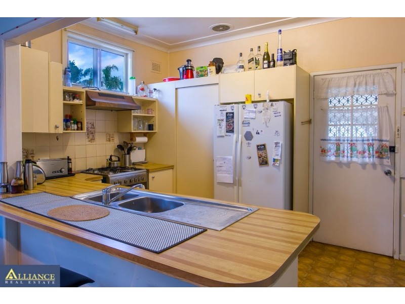 10 Hazelglen Avenue, Panania NSW 2213