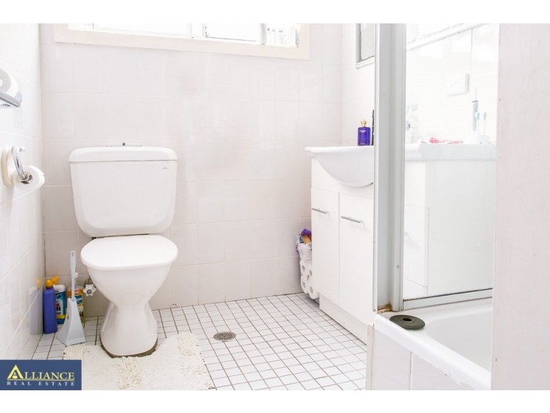 10 Hazelglen Avenue, Panania NSW 2213