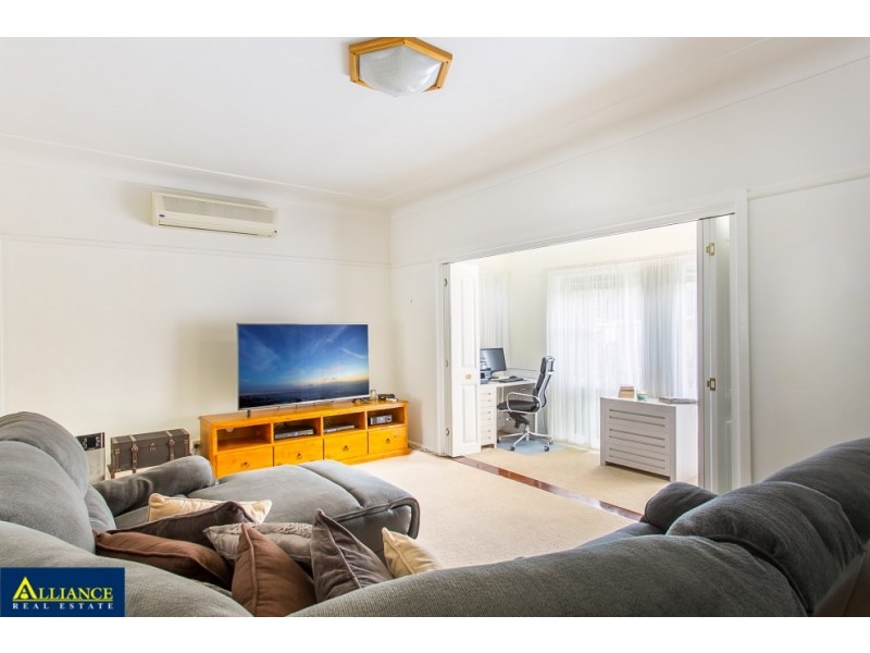 25 Drake Street, Panania NSW 2213