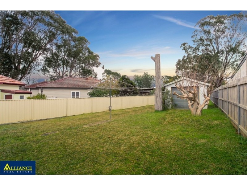 26 Toby Crescent, Panania NSW 2213