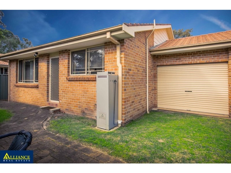 3/10 Forrest Road, East Hills NSW 2213
