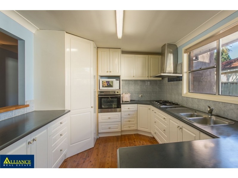 709 Henry Lawson Drive, East Hills NSW 2213