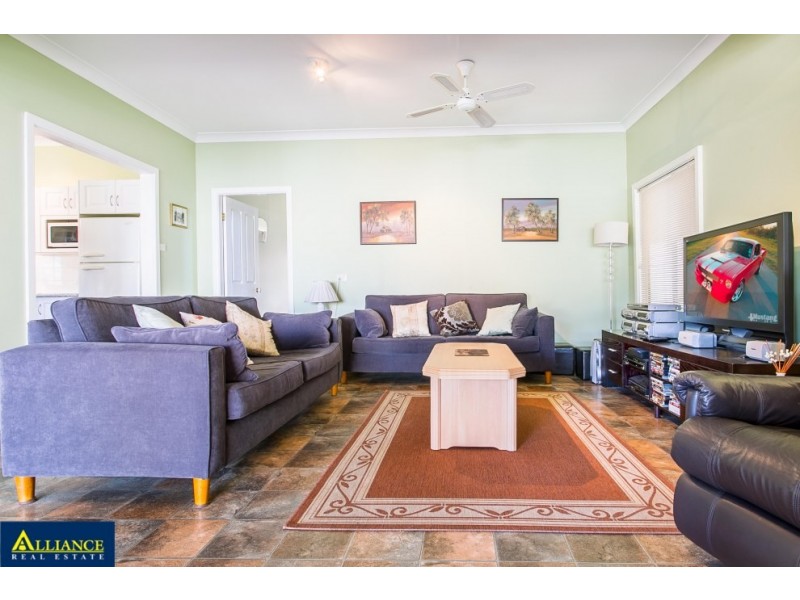 151 Picnic Point Road, Picnic Point NSW 2213