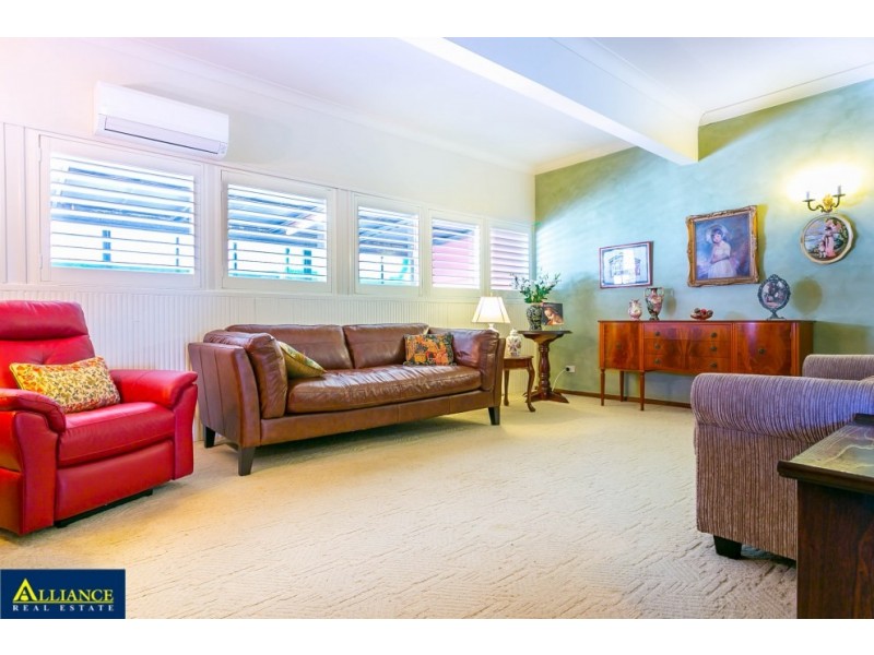 40 Laundess Avenue, Panania NSW 2213