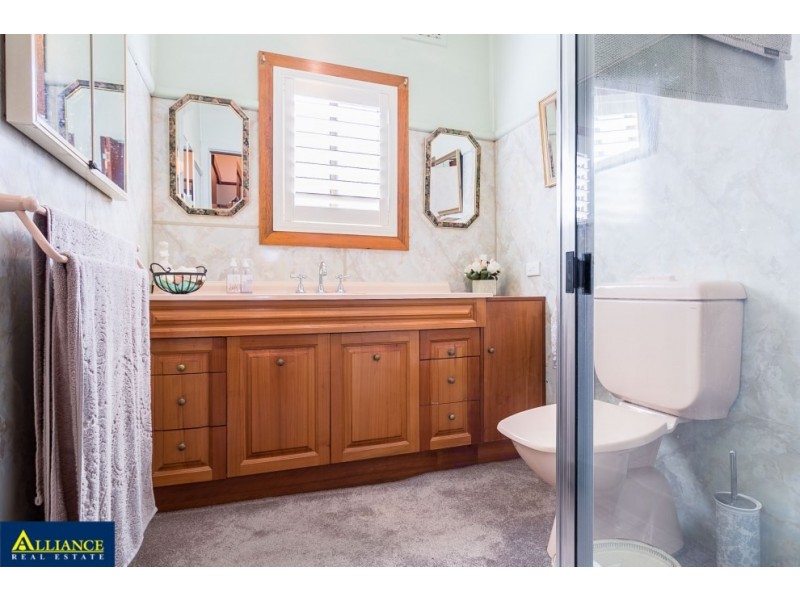 40 Laundess Avenue, Panania NSW 2213