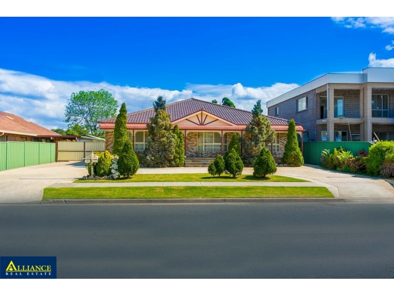 138 Picnic Point Road, Picnic Point NSW 2213
